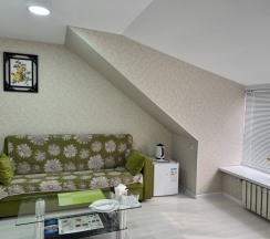 Комфорт Мансарда в Три Туза