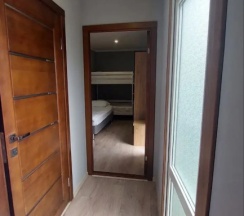 Пятиместное шале рядом с пляжем в Отель BlackSeaHotel Ldzaa
