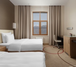 Номер Classic Superior с 2 односпальными кроватями в Панорама by Mercure Красная Поляна