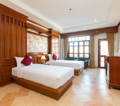 Двухместный номер Deluxe с видом на бассейн 2 отдельные кровати в Tony Resort
