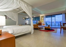 Двухместный люкс двуспальная кровать в Zenmaya Oceanfront Phuket, Trademark Collection by Wyndham