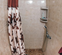 Двухместный номер Standard с балконом и с видом на море двуспальная кровать в Катеринаплюс