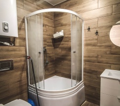 Стандартный трехместный номер в GreenVille