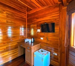 Четырёхместный номер Standard с балконом в Ruan Mai Naiyang Beach Resort