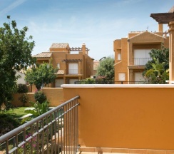 Вилла с 5 комнатами с видом на море в Villas Av Los Altos De Marbella