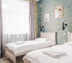 Номер стандарт с 2 односпальными кроватями в Larch