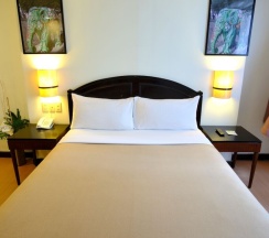 Одноместный номер Deluxe двуспальная кровать в Fersal Hotel Neptune Makati