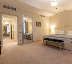 Люкс Гранд в Radisson Collection Москва