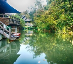 Четырёхместный номер Standard в Sunset Park Resort and Spa