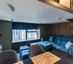 Апартамент 14 Современный двухуровневый лофт  с живописным видом на Москву (с душем) в Ap-in aparts