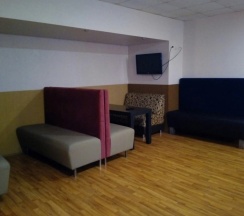 Коттедж с 4 комнатами с видом на внутренний двор в Дельфин