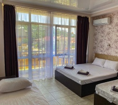 Четырёхместный номер "Комфорт" в Krystall