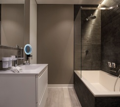 BUSINESS SUITE в Crystal House Suite Hotel&SPA