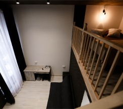 Двухуровневый Duplex 102 в Chernika House