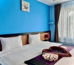 Бунгало с видом на сад в Lanta For Rest Boutique