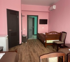 3-местный номер эконом (мансарда) в ЮксОил