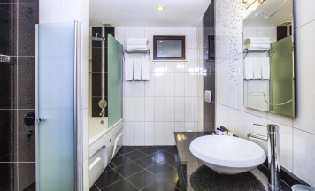 Номер семейный с видом на море в Kleopatra Ada Beach Hotel