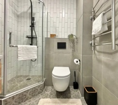 Двухместные апартаменты с балконом (двуспальная кровать) в Квартира в стиле Pinterest в центре города