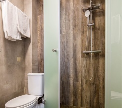 Джуниор Сюит в Крестовая падь