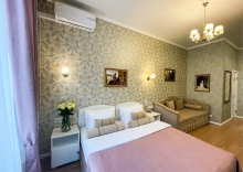 Бизнес с кондиционером (до 4-х человек, Джуниор Сюит) в Catherine Art Hotel