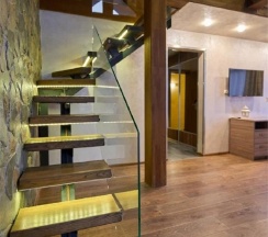 Эксклюзивный люкс с панорамным видом на горы в Wood House