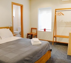 Двухместный номер Standard двуспальная кровать в Peach Hostel & Suites