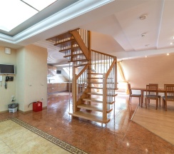 Президентский в Каркушин дом