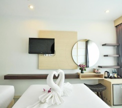 Двухместный номер Superior двуспальная кровать в The AIM Patong Hotel