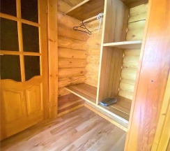 Четырехместный семейный номер (деревянный корпус) в Ирбис