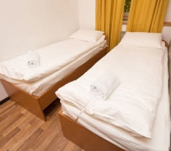 Двухместный номер с 2 отдельными кроватями в Z Hostel