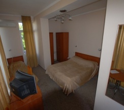 Трехместный "Стандарт" с балконом в Аллес