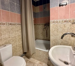 Полулюкс четырехместный с балконом в Come Inn