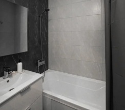 Апартаменты Comfort с 2 комнатами в Квартира 2к Уник Апарт Канарейка напротив Лдк и Кузбасс Арены Московской площади Новой набережной