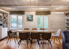 Дом в лесу в Odin House