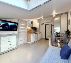 Апартаменты №4 "Полулюкс" на мансардном этаже в Саквояж