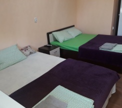 Шестиместный полулюкс с 2 комнатами в Гостиница