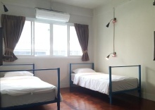 Двухместный номер Standard 2 отдельные кровати в Bangkok Check Inn - Hostel