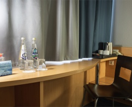 Номер Premium, вид на реку - с одной большой кроватью в Ибис Самара