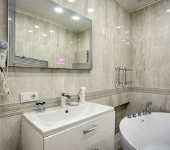 Двухместный номер 24D Deluxe Мансарда с балконом и с видом на море двуспальная кровать в Exclusive Hotel&Apartments