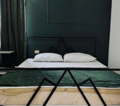 Шестиместные апартаменты с красивым видом из окна в Аибга