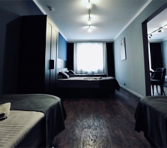 Четырехместный номер с окном (Отель Мёд) в Мёд & Маяк