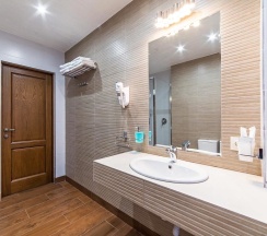 Двухместный полулюкс Comfort двуспальная кровать в Замок в Пушкине