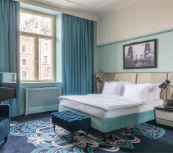 Люкс Президентский с двуспальной кроватью в Cosmos Selection Saint-Petersburg Nevsky Royal Hotel