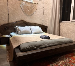 гнѣздо дизайнерский дом с камином и 2 спальнями в Cabin shale