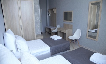 Номер стандарт с 2 односпальными кроватями №10 в Gold hotel
