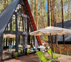 Дом 1718 в Шелест Inn