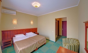 Двухместный номер Комфорт двуспальная кровать в Айвенго