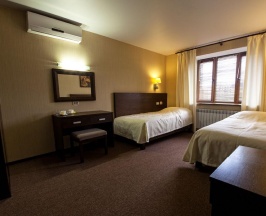 Номер стандарт семейный в Hotel Kirov