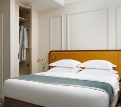 Делюкс в Петровка 26