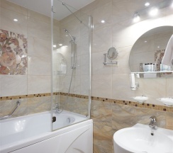 Джуниор Сюит в Европа